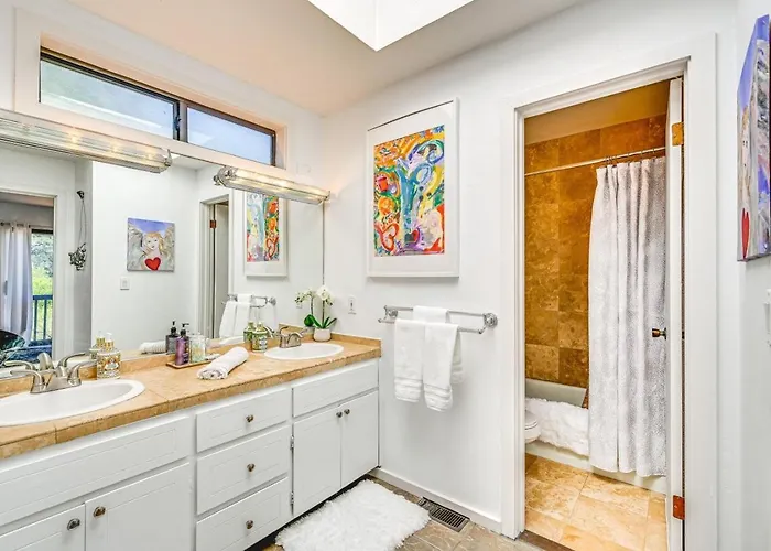 Wellness Retreat Near Trails And Downtown *